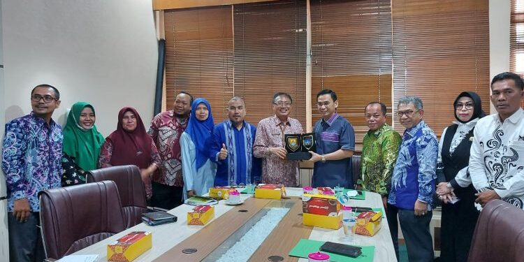 Dewan Jambi Stuba ke Dinas Perkembangan Perhutanan Sosial Provinsi Riau