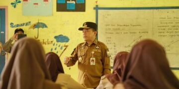 Gubernur Jambi Al Haris Pantau Sarana dan Prasarana SMAN 6 Sarolangun