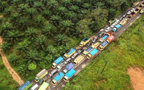 MANTAP!!! Gubernur Al Haris Nyatakan Aktivitas Angkutan Batubara Distop Hingga Waktu Tidak Ditentukan