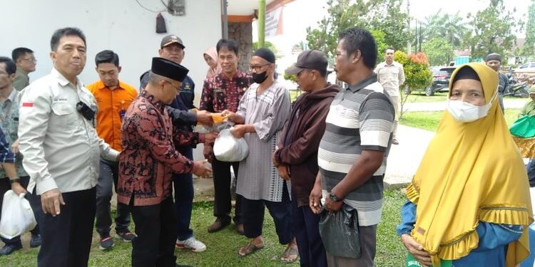 Pemprov Jambi Bagikan 600 Paket Sembako Sambut Lebaran Idul Fitri