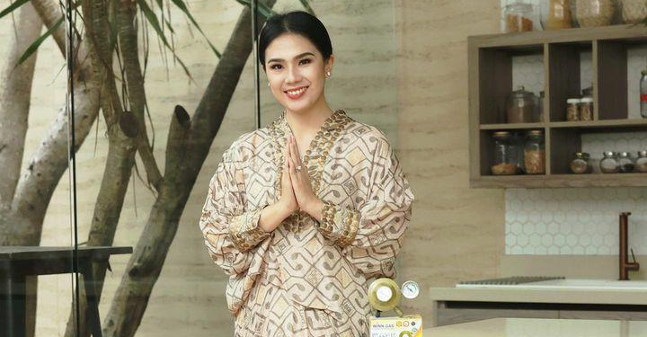 Chef Devina Hermawan Terjun ke Politik, Benarkah?