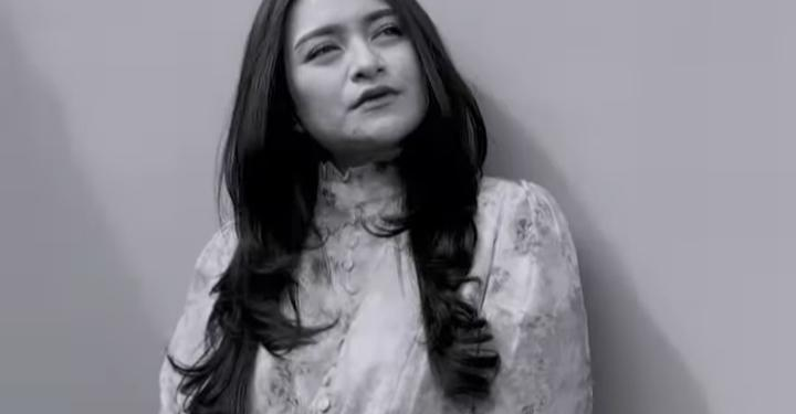 Mengejutkan! Nathalie Holscher Buka Hijab Usai Anak Sembuh