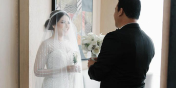 Mengejutkan ! Tina Toon Umumkan Pernikahannya