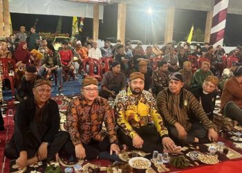 Wakil Ketua DPRD Provinsi Jambi hadiri malam gebyar Suro PKJM