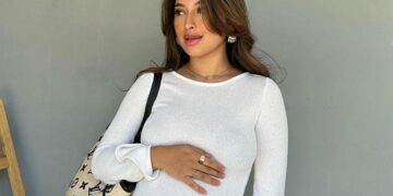 Sempat Kontroversi,  Jennifer Coppen Lahirkan Anak Pertama