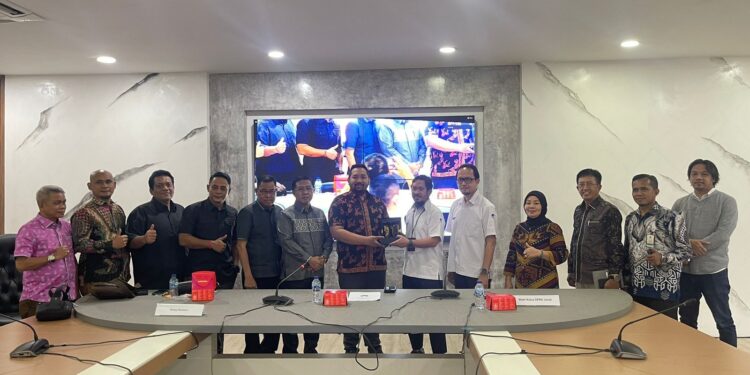 Pinto bersama Pansus I ke Kemenkominfo dorong tambah bangun tower