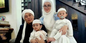 Bebi Silvina Sentil Opick yang Asik Berpesta saat Anaknya Sakit