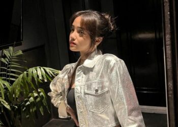 Fuji Angkat Bicara karena Dibandingkan dengan Aaliyah Massaid