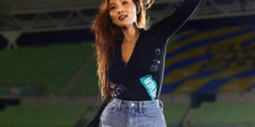 Tampil Tak Senonoh di Festival Kampus, Hwasa  Dipanggil Polisi