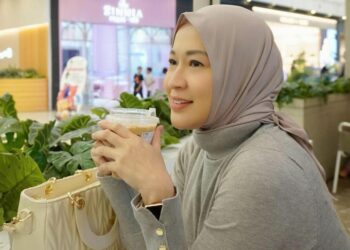 Okie Hadiri Sidang Perdana Perceraian dengan Gunawan Dwi Cahyo