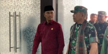 Edi Purwanto menyambut kedatangan Danrem 042/Gapu