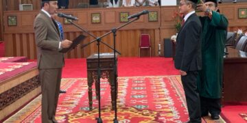 Edi Purwanto Pimpin Pengambilan Sumpah PAW Yeri Muthalib