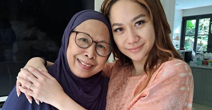 Ibunda Ashraf Sinclair Unggah Momen Akad BCL dan Tiko di Instagram