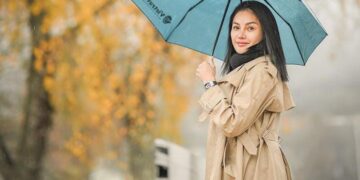 Nikita Mirzani Jenguk Mantan Aktor Fahmi Bo, Tuai Pujian Netizen