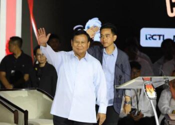 Menangis di Debat Capres 2024, Prabowo Tuai Banyak Dukungan Netizen
