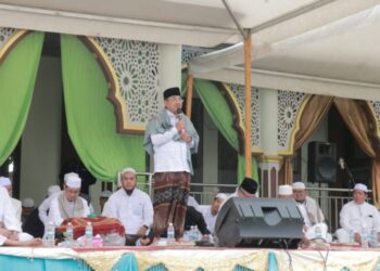Hadiri Peringatan Isra Mi’raj Bupati Anwar Sadat Ajak Tingkatkan Keimanan dan Ketaqwaan