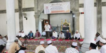 Safari Jum’at di Masjid Baitul Makmur Sungai Haji, Bupati Anwar Sadat Akan Segera Realisaisi Pembangunan Tower Telekomunikasi