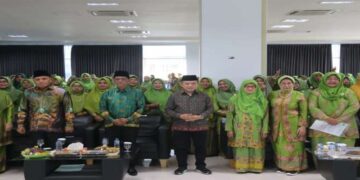 Gubernur Al Haris Dorong Muslimat NU Ambil Peran di Masyarakat