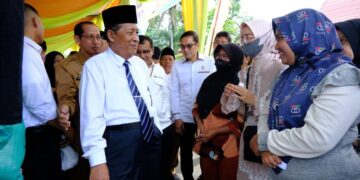 Wagub Sani Buka Stand Gerakan Panagan Murah dalam rangka menjaga stabilisasi pasokan dan harga pangan Jelang Idul Fitri