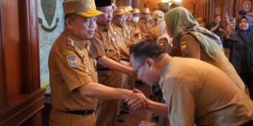 Gubernur Al Haris Gelar Halal Bihalal dengan Pegawai Pemprov Jambi di Hari Pertama Kerja