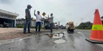 Waka Komisi III, Ivan Wirata Minta Pemerintah Cepat Tanggap Soal Kerusakan Jalan