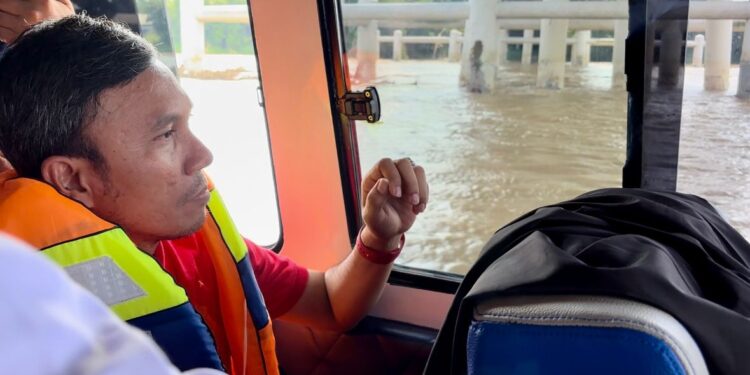 Tinjau Kerusakan Jembatan Aurduri 1, Edi Purwanto Desak Pengusaha Tanggungjawab Perbaikan