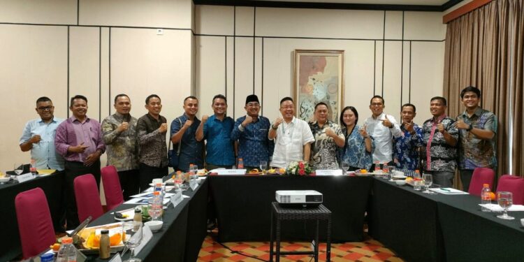 Bupati Tanjab Barat Dukung Investasi Pembangunan Pabrik Kelapa Sawit di Desa Lubuk Terentang