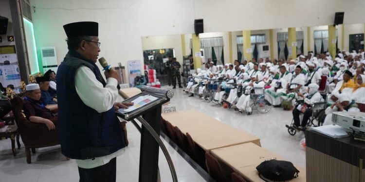 Lepas JCH Kloter 28, Wagub Sani Pesan Jaga Kesehatan, Fisik dan Bathin