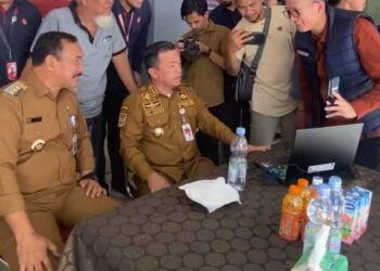 Gubernur Al Haris Launcing Jaringan Internet di Muara Emat
