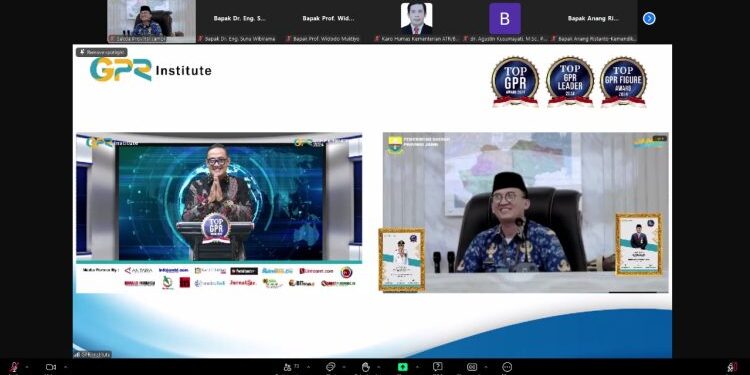 Gubernur Al Haris Raih Pengharagaan Top GPR Figure Award 2024