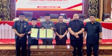 DPRD Bersama Pemprov Jambi Sahkan APBD Perubahan 2024