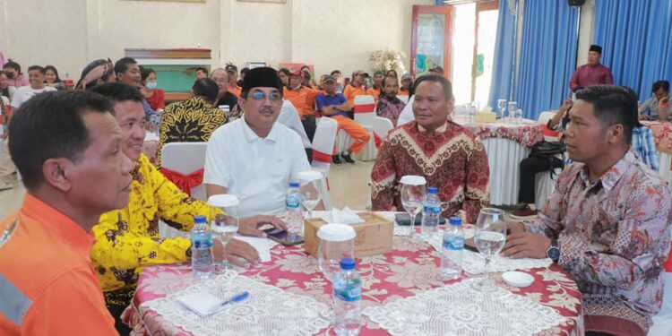 Pemkab Tanjabbar Sambut Baik Kegiatan Bersih Kota Bersama PGPI dan DLH