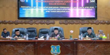 Pj Sekda Tanjabbar Sampaikan Nota Pengantar Rancangan Perubahan KUA dan PPAS APBD TA 2024