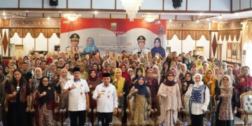 Gubernur Jambi Al Haris Dorong Kreativitas dan Kualitas Produk Perajin melalui Temu Dekranasda