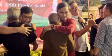 Malam Keakraban DPRD Jambi Penuh Haru, Edi Purwanto Sampaikan Permintaan Maaf