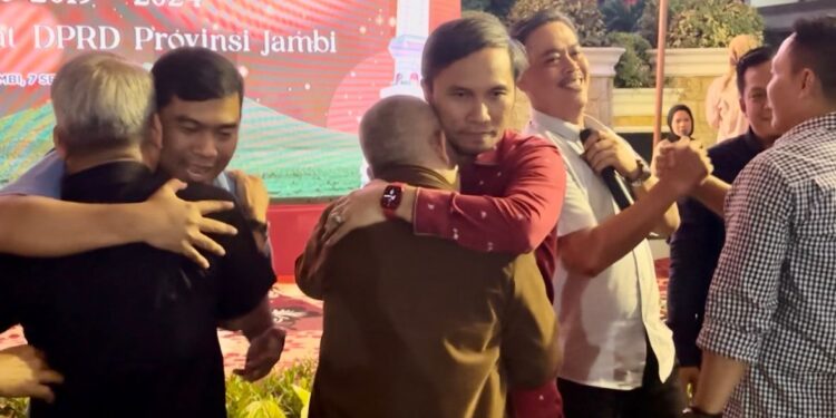 Malam Keakraban DPRD Jambi Penuh Haru, Edi Purwanto Sampaikan Permintaan Maaf