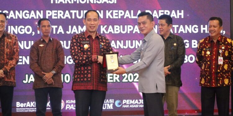 Pjs. Bupati Tanjung Jabung Barat Dukung Penuh Harmonisasi Peraturan Daerah