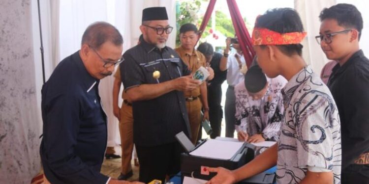 Pjs Gubernur Jambi Apresiasi SMK PGRI 2 dalam Mempersiapkan Lulusan Siap Kerja dan Berkarakter