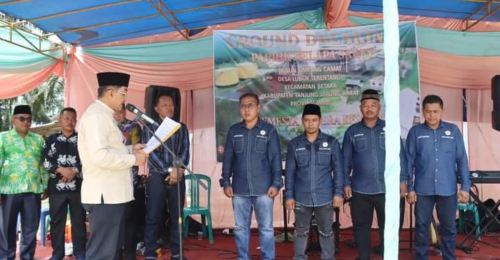 Bupati Tanjab Barat Resmikan Pengukuhan Serikat Pekerja dan Peletakan Batu Pertama Pabrik PT. Semesta Tenera