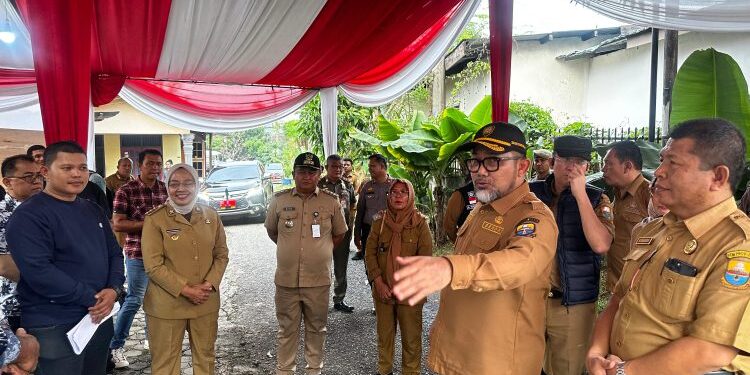 Sekda Provinsi Jambi Tinjau Tiga TPS di Kota Jambi Jelang Pencoblosan Pilkada 2024