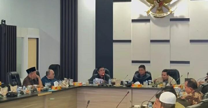 Banggar DPRD Jambi Gelar Rapat dengan TAPD Bahas Rancangan KUA-PPAS Tahun 2025