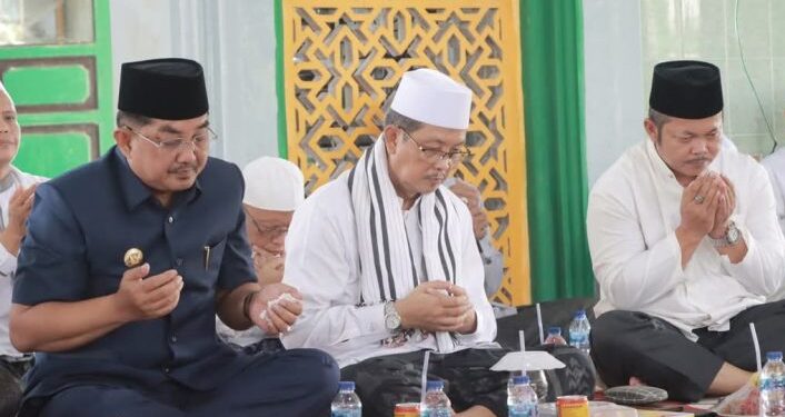 Haul Akbar di Betara Jadi Momentum Syiar Agama, Bupati Anwar Sadat Ungkap Prestasi dan Rencana Besar untuk Daerah