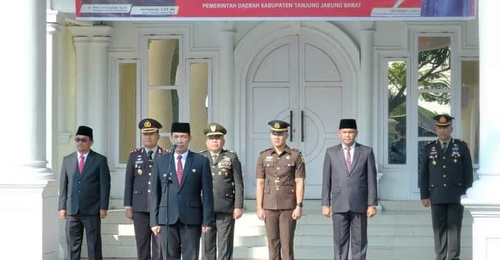 Pemkab Tanjab Barat Gelar Upacara Hari Pahlawan, Teguhkan Semangat Kepahlawanan dan Kesetiakawanan Sosial