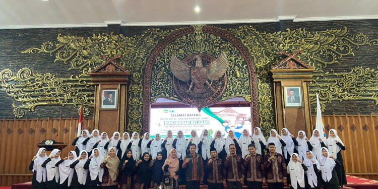Kunjungan Belajar Santri PKP Al Hidayah Provinsi Jambi ke DPRD Provinsi Jambi
