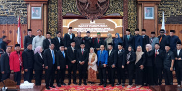 Samsul Riduan Resmi Dilantik sebagai Wakil Ketua II DPRD Provinsi Jambi