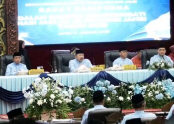 DPRD Provinsi Jambi Gelar Paripurna Meriah, Rayakan HUT ke-68 dengan Semangat Persatuan dan Doa untuk Para Pendahulu